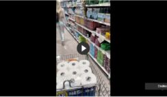 ScarlettKissesXO chupando polla en el supermercado